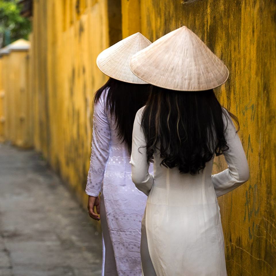 Độc[-]đáo[-]chùm[-]ảnh[-]áo[-]dài[-]của[-]nhiếp[-]ảnh[-]gia[-]Pháp[-]Réhahn[-]C